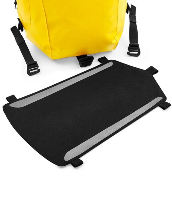 SLX® 25 litre waterproof backpack - Image 9